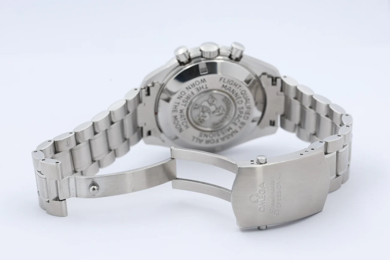 Omega Speedmaster – Ref. 35705000, very good – 7/9