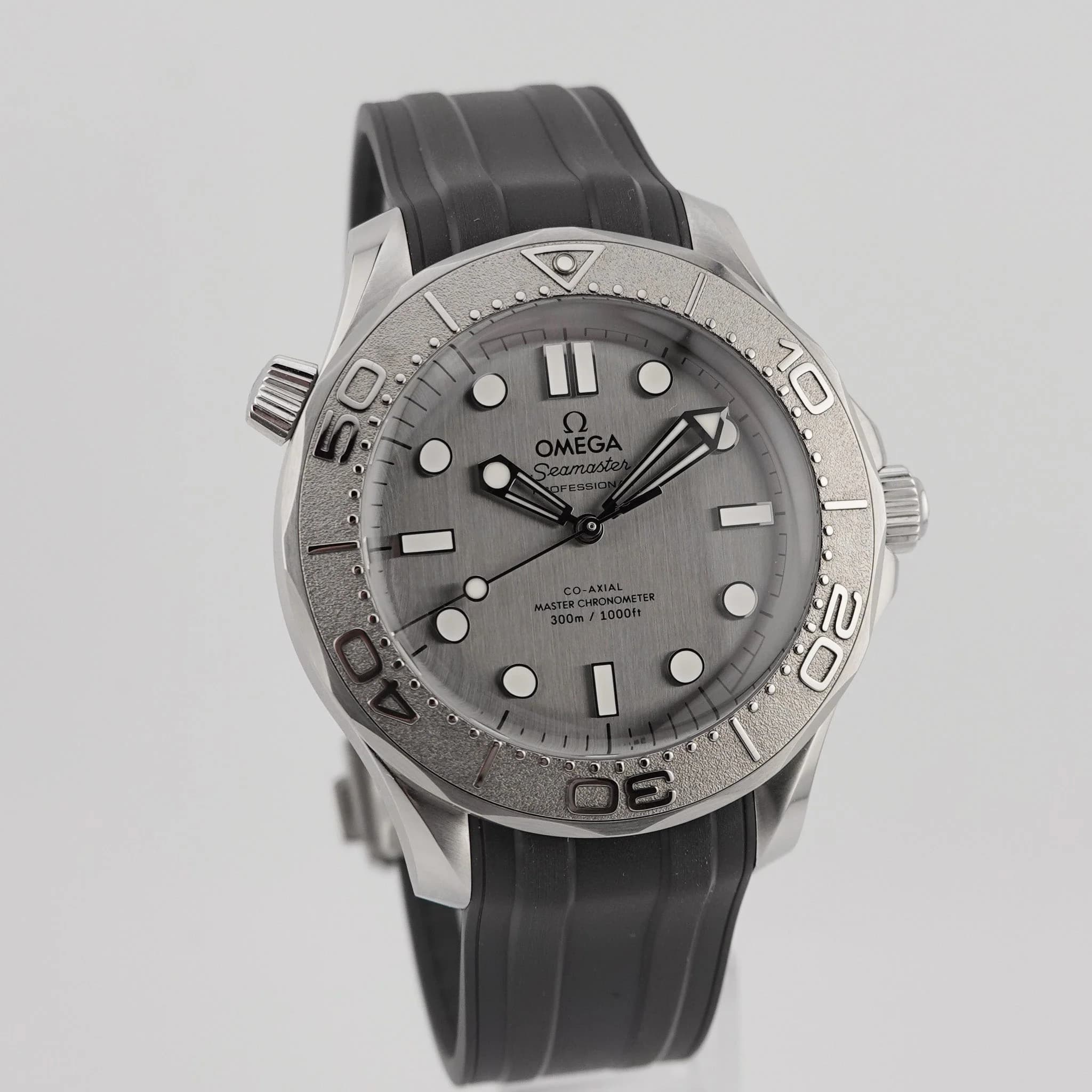 Omega Seamaster Diver 300M – Ref. 210.32.42.20.06.002, Neu – Bild 2/10