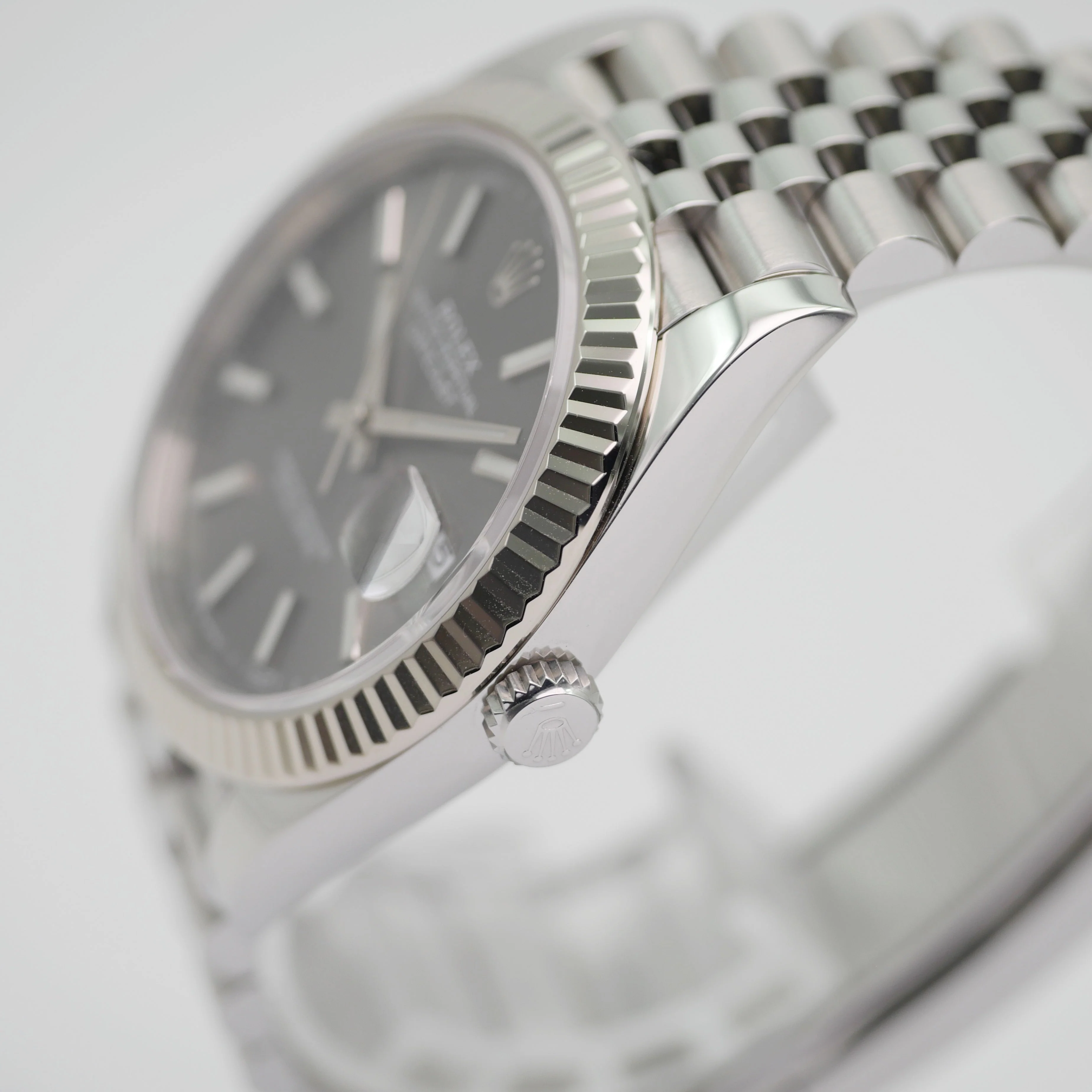 Rolex Datejust 41 – Ref. 126334, Sehr gut – 6/7