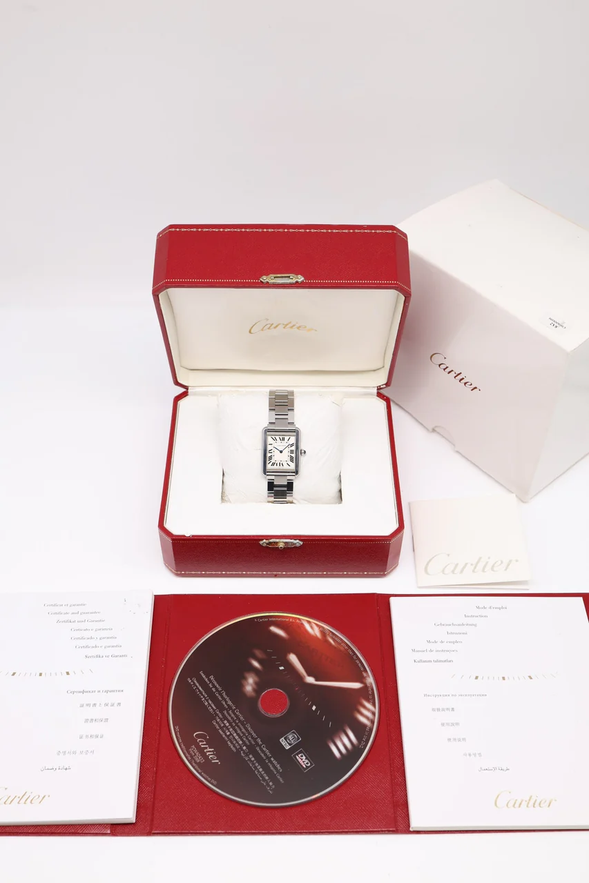 Cartier Tank – Ref. W5200013, very good – 9/10