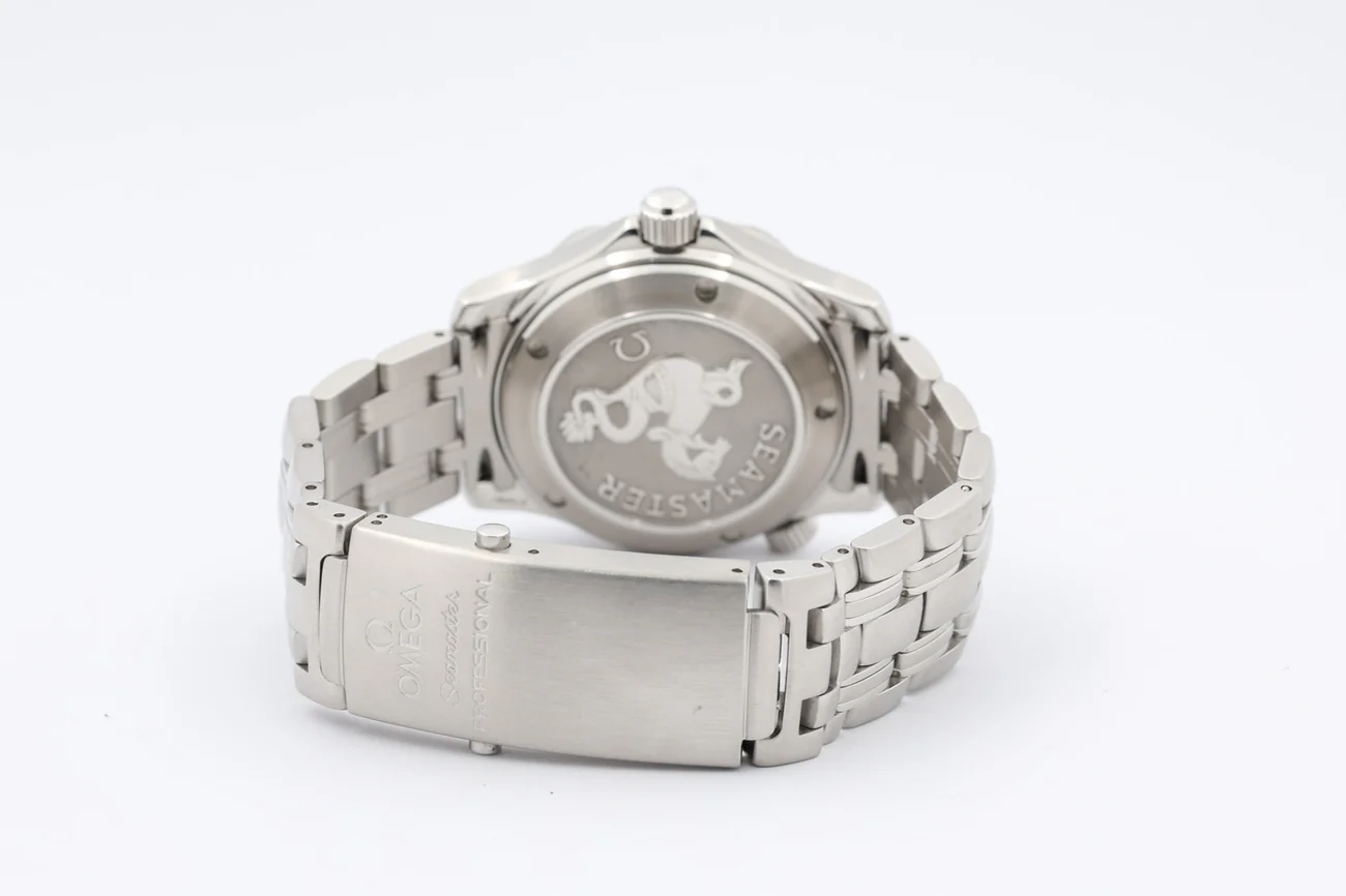 Omega Seamaster – Ref. 22228000, Sehr gut – 6/8