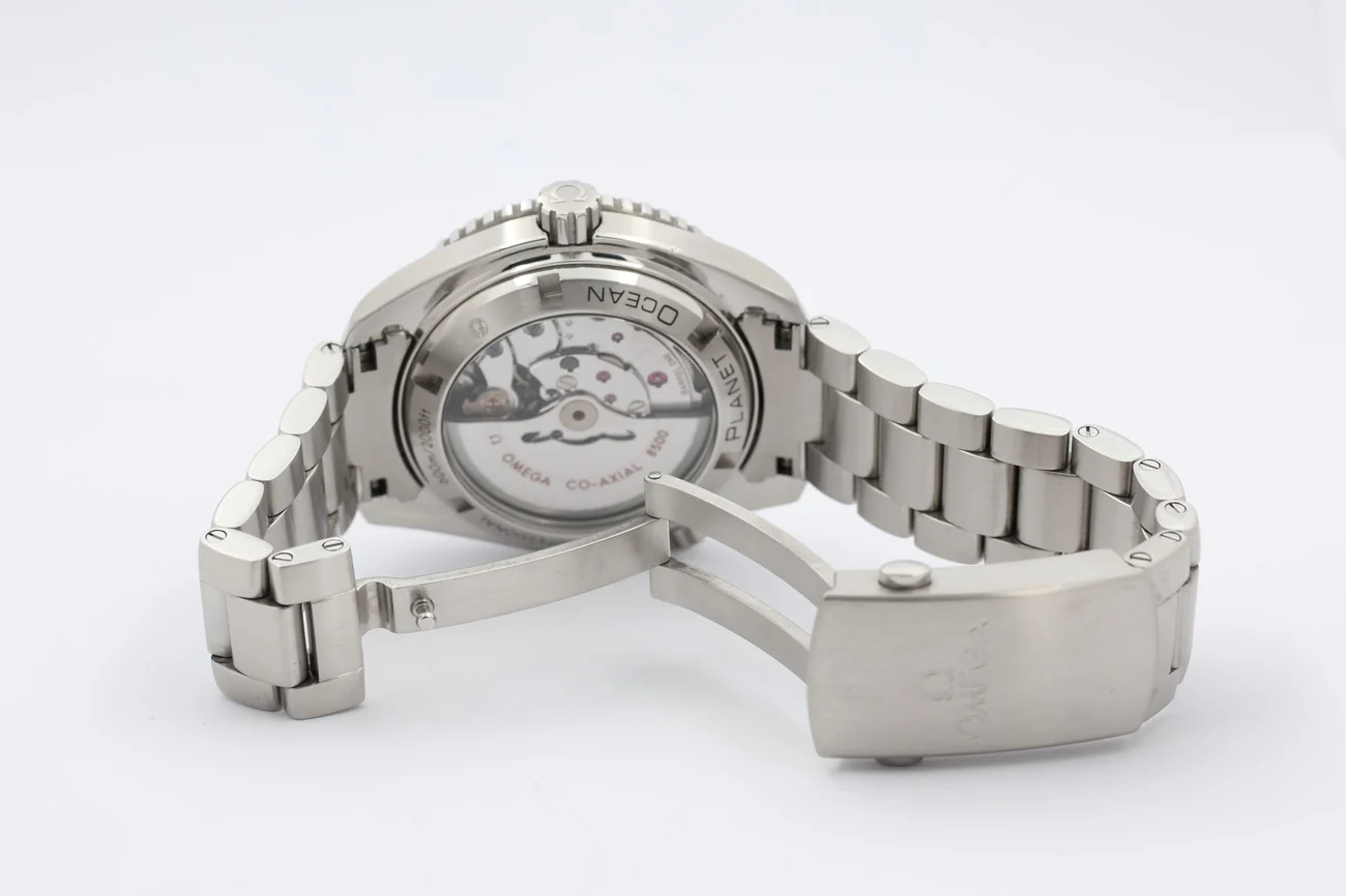 Omega Seamaster Planet Ocean – Ref. 23230422101002, Sehr gut – 10/10