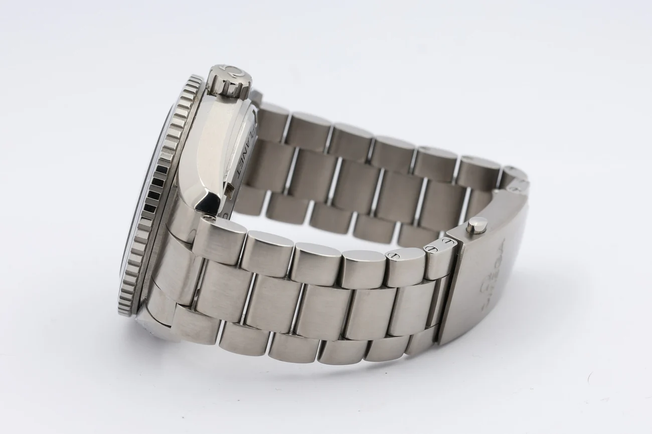 Omega Seamaster Planet Ocean – Ref. 23290462103001, very good – 6/10