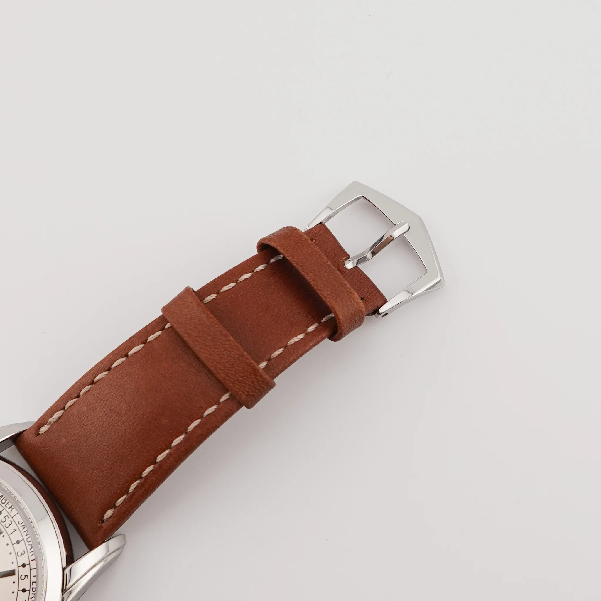 Patek Philippe Calatrava – Ref. 5212A-001, very good – 6/9