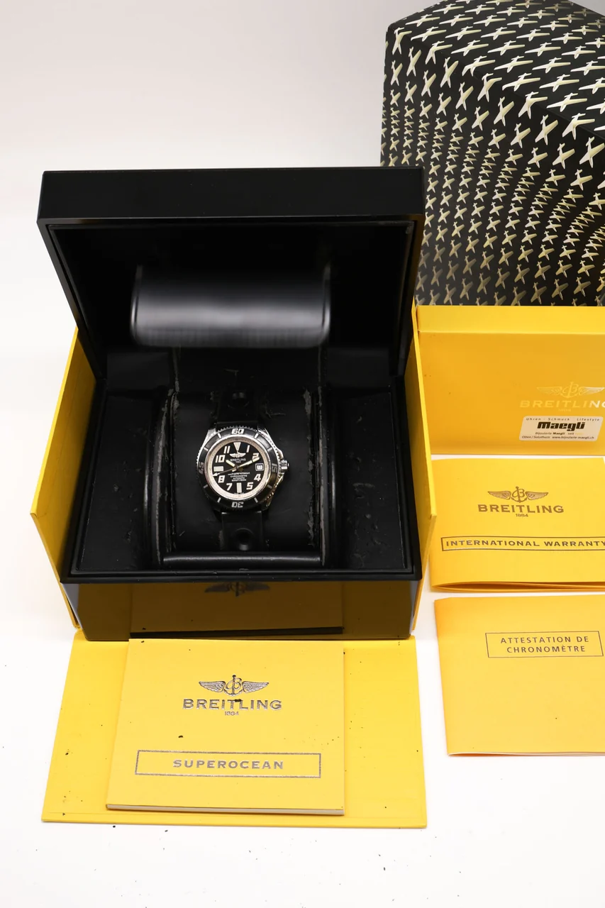Breitling Superocean – Ref. A1736402, good – 9/10