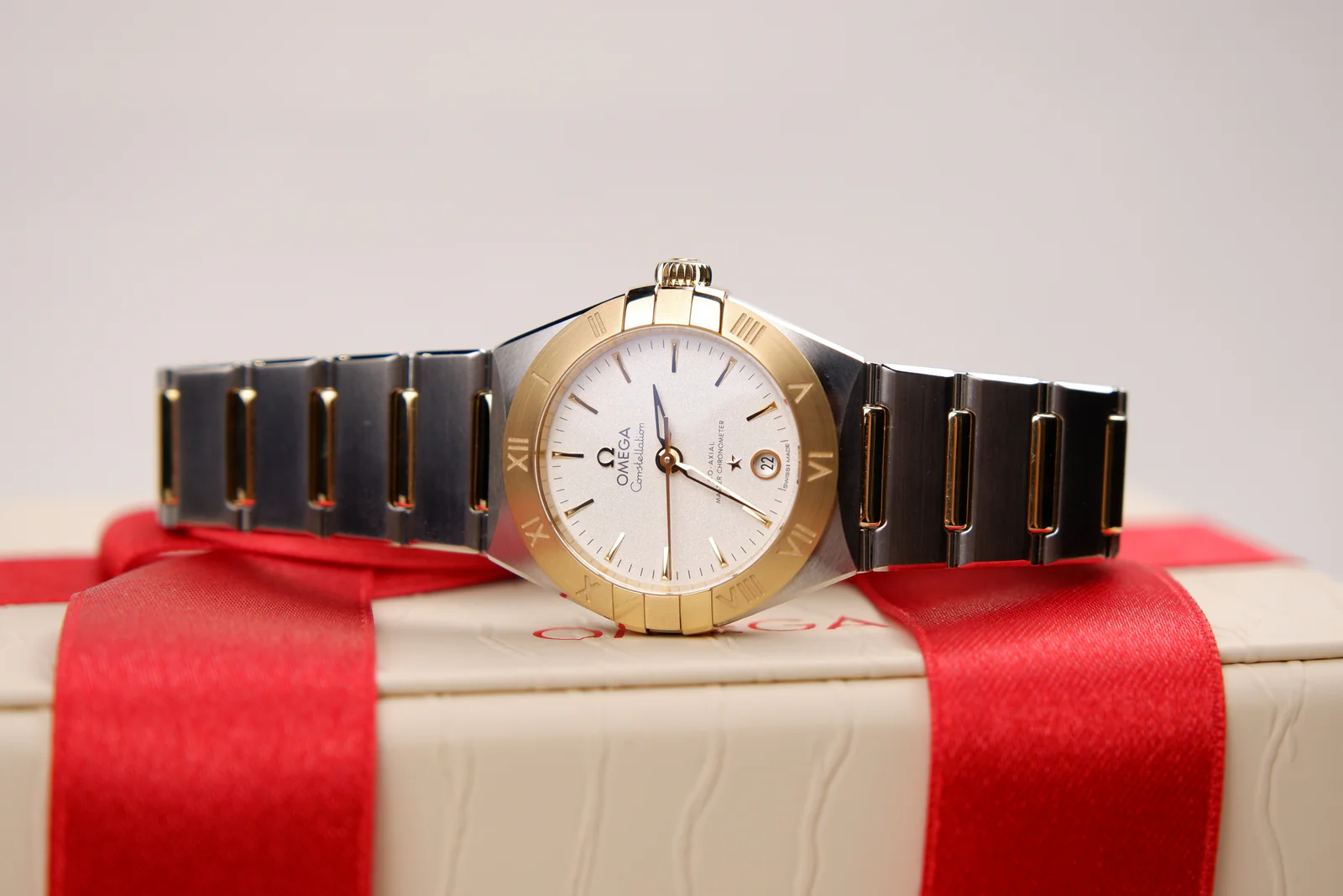 Omega Constellation – Ref. 131.20.29.20.02.002, like new – 1/2