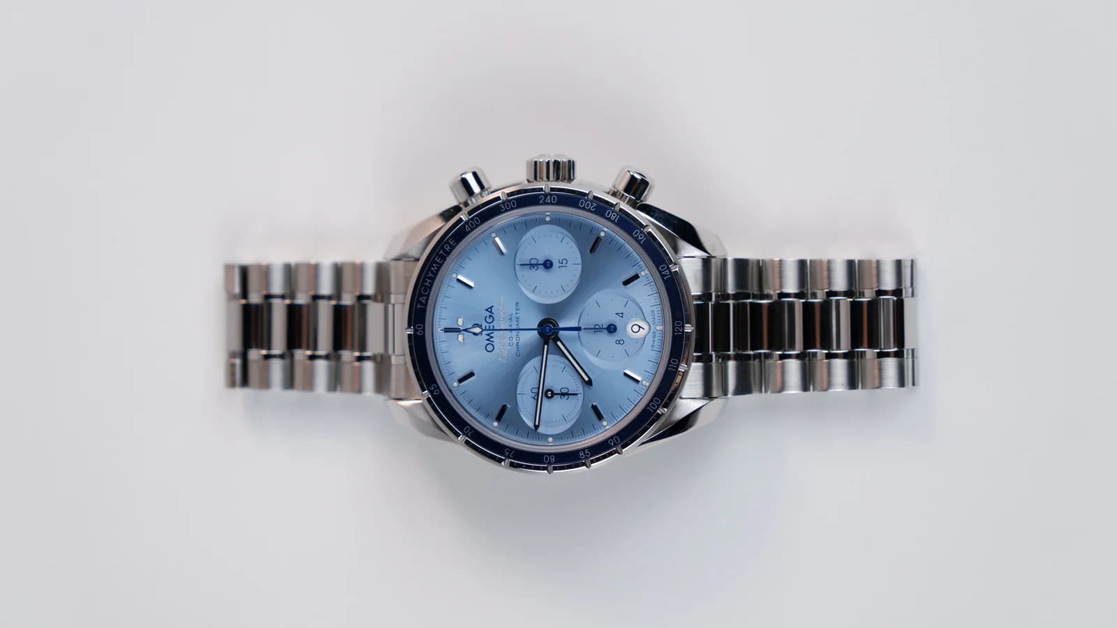 Omega Speedmaster – Ref. 324.30.38.50.03.001, like new