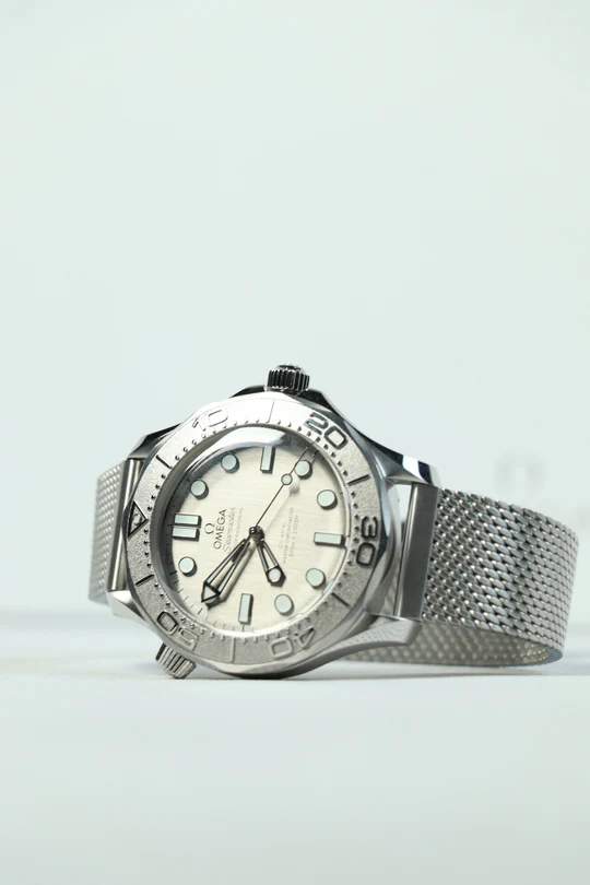 Omega Seamaster – Ref. 210.30.42.20.06.002, Wie neu – 2/2