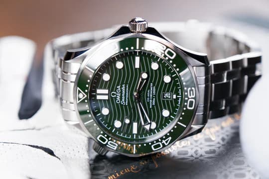 Omega Seamaster – Ref. 210.30.42.20.10.001, Wie neu – Bild 2/2