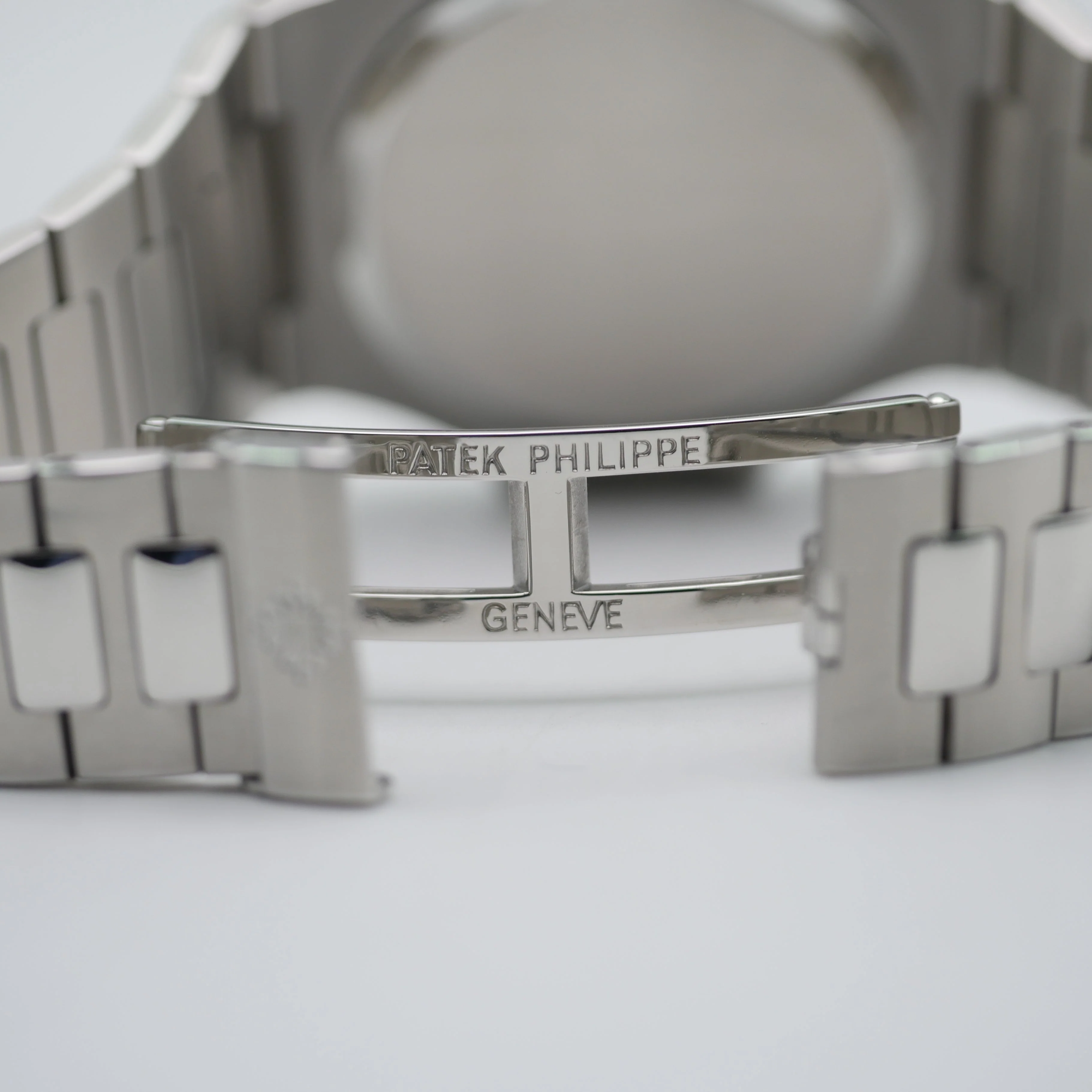 Patek Philippe Nautilus – Ref. 3710/1A, Sehr gut – 5/11