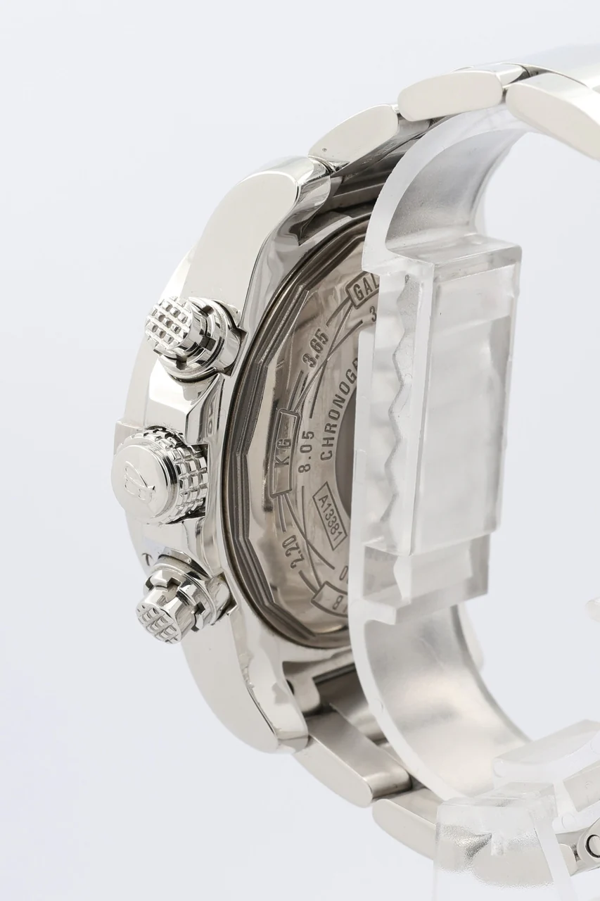 Breitling Avenger – Ref. A13381, Sehr gut – 2/10