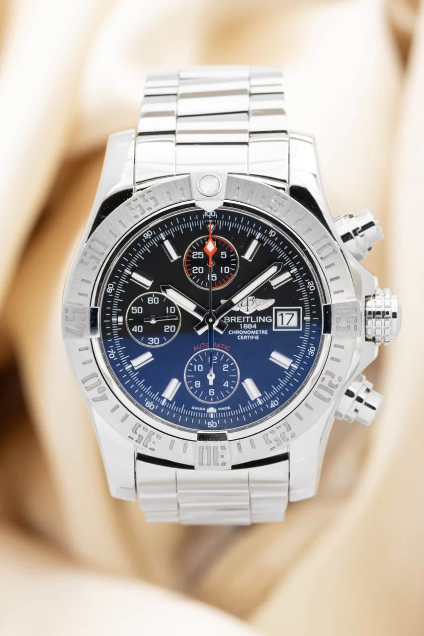 Breitling Avenger – Ref. A13381, very good – Image 1/10