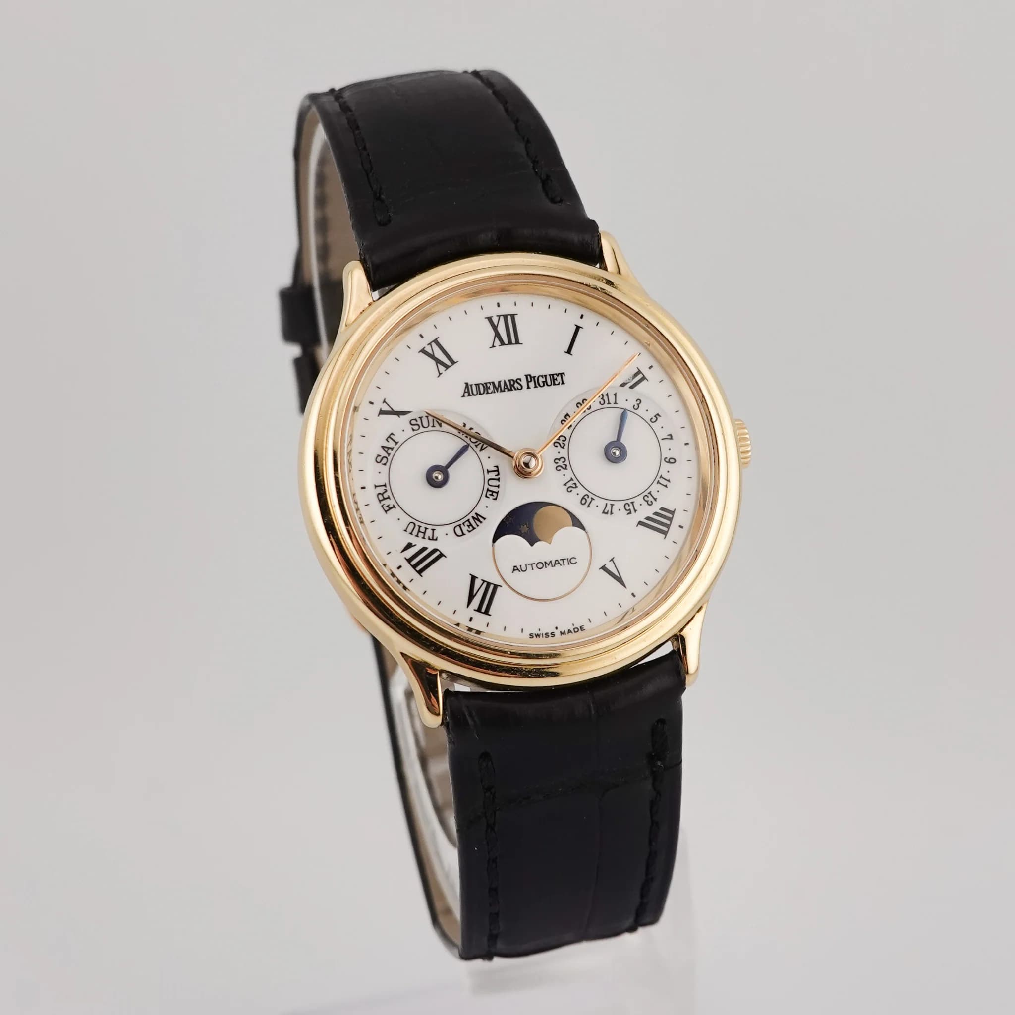 Audemars Piguet Jour et Date – Ref. 25589BA, Sehr gut – Bild 2/8