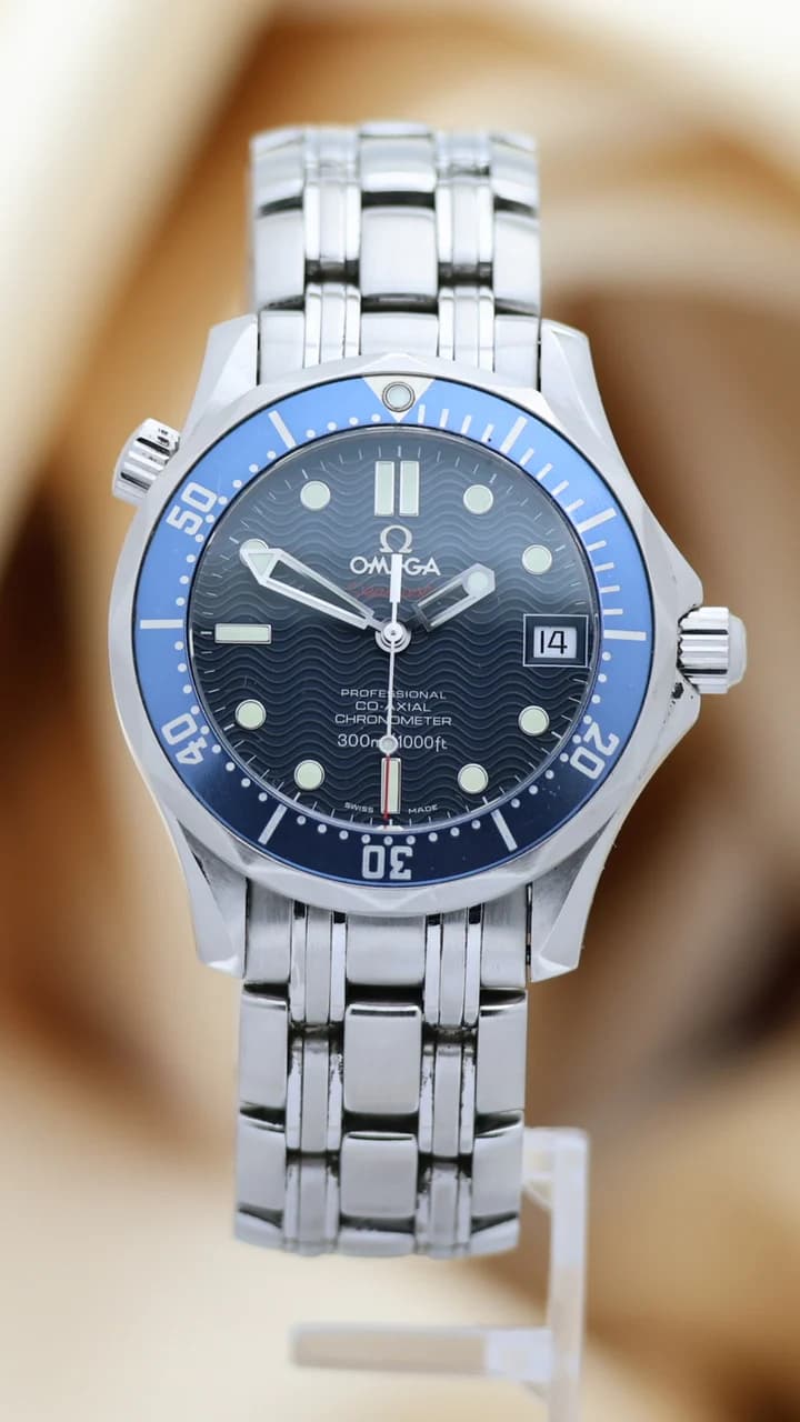Omega Seamaster Diver 300M – Ref. 22228000, Sehr gut – Bild 1/9