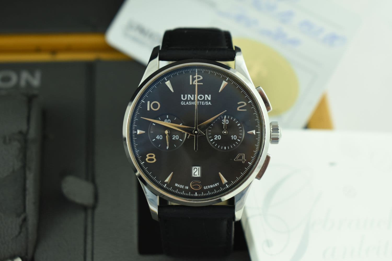 Union Glashütte Belisar Pilot – Ref. D005.427.16.057.00, Gut – Bild 1/10