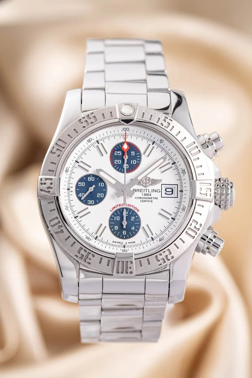 Breitling Avenger – Ref. A133813, Sehr gut – Bild 1/10