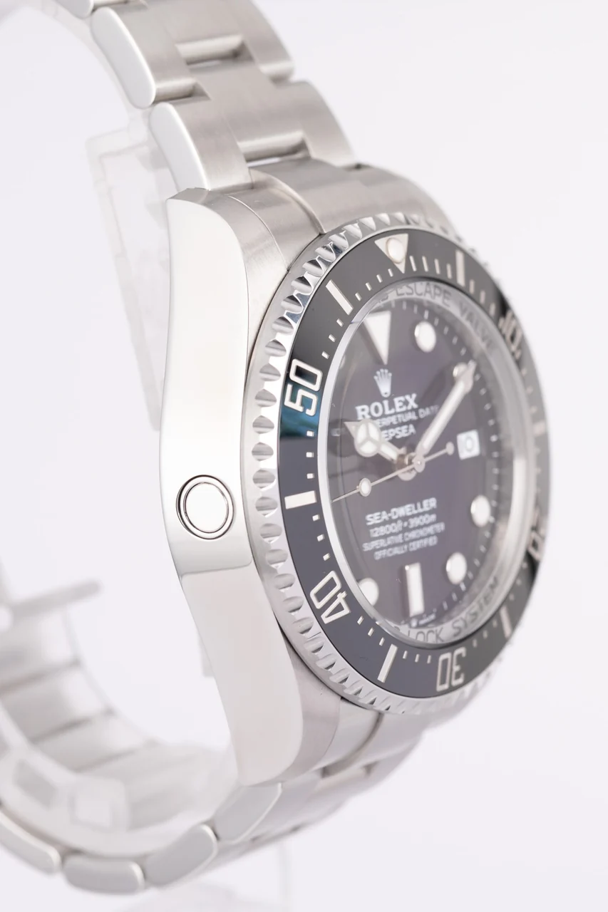 Rolex Sea-Dweller – Ref. 136660, Sehr gut – 3/10