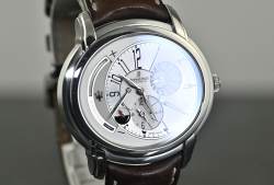 Audemars Piguet Millenary – Ref. 26150ST.OO.D084CU.01, Sehr gut – 11/14