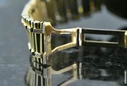 Corum Admiral's Cup – Ref. 44.810.65 V067 A012, Gut – 5/10