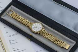 Patek Philippe Calatrava – Ref. 2526, Sehr gut – 12/21
