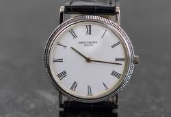 Patek Philippe Calatrava – Ref. 3520/00D, Sehr gut – 15/19