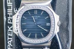 Patek Philippe Nautilus – Ref. 5713/1G-001, Gebraucht – Bild 2/20