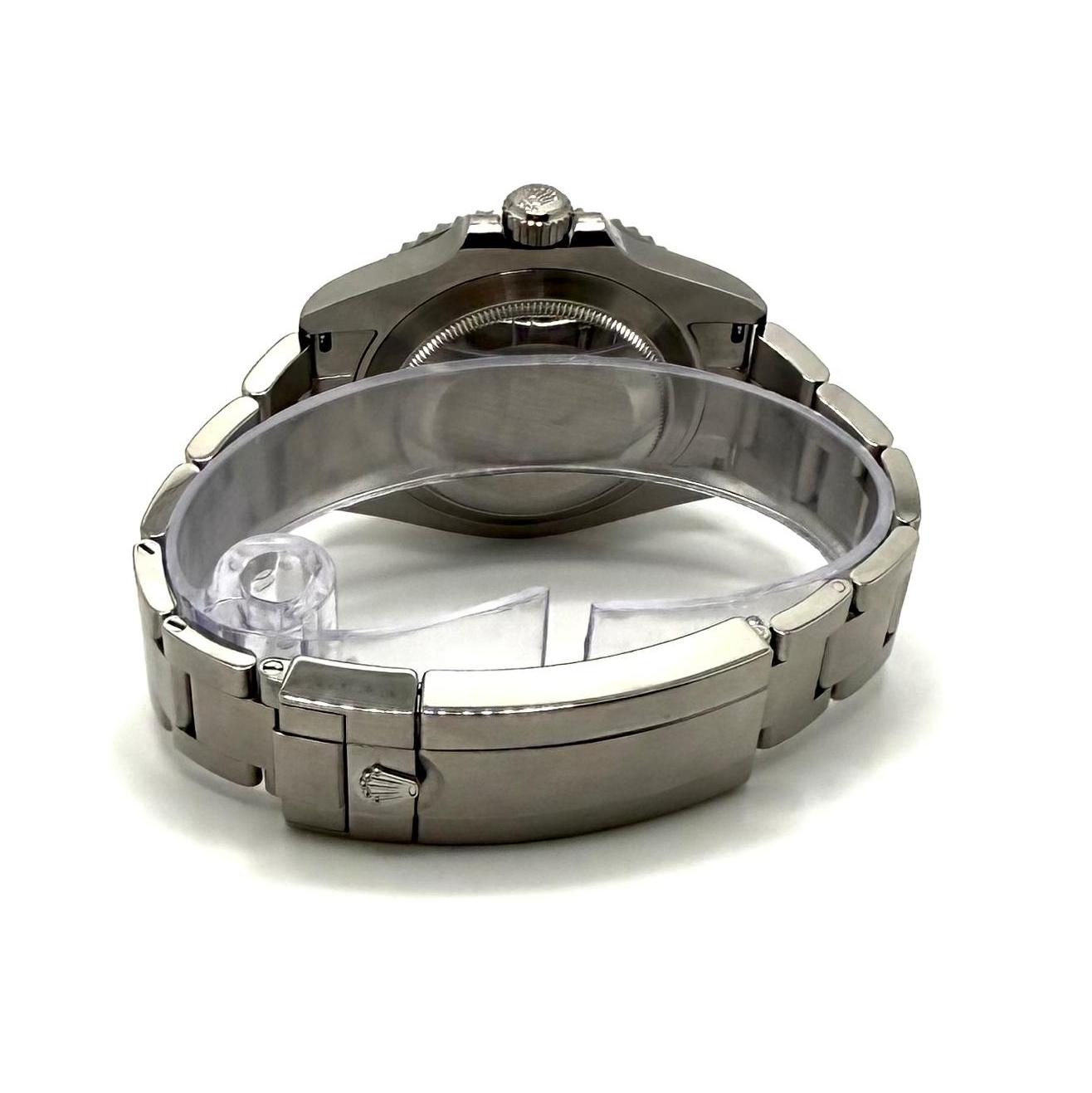 Rolex Submariner – Ref. 124060, Gebraucht – 2/6