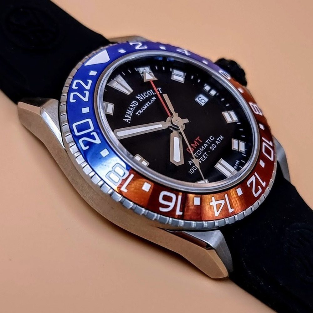 Armand Nicolet JS9-41 GMT – Ref. A487BGN-NR-GG2710N, Gut – 6/16