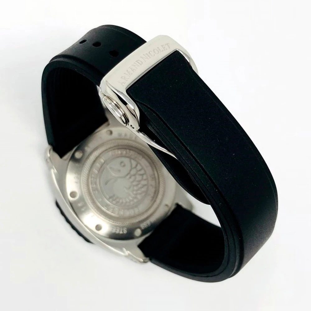 Armand Nicolet M02 – Ref. 9615A-GR-G9615N, Gut – 4/13