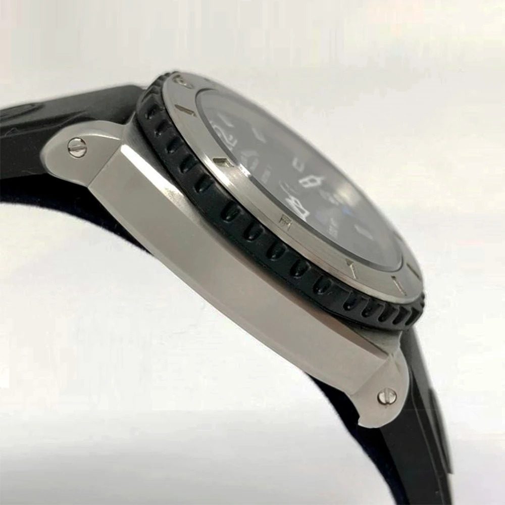 Armand Nicolet M02 – Ref. 9615A-GR-G9615N, Gut – 6/13