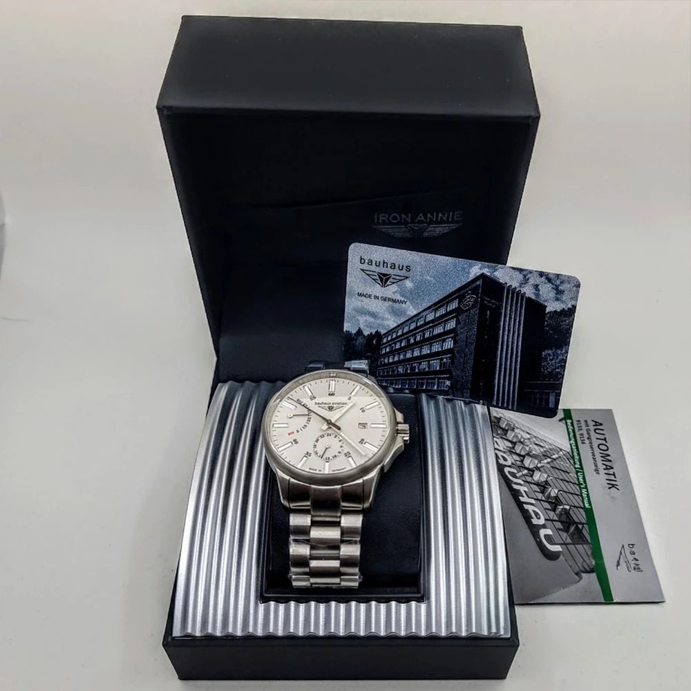 Bauhaus Aviation Titanium Power Reserve – Ref. 2860M-5, Gut – 2/15