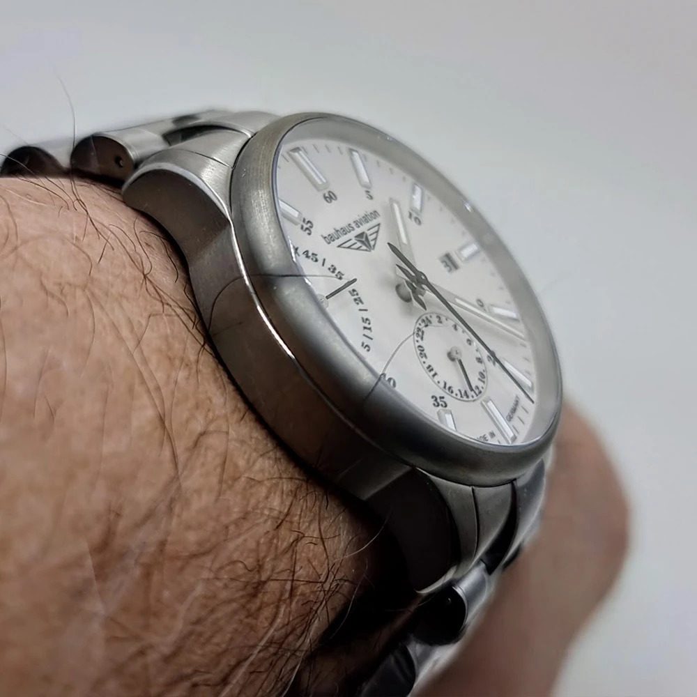 Bauhaus Aviation Titanium Power Reserve – Ref. 2860M-5, Gut – 6/15