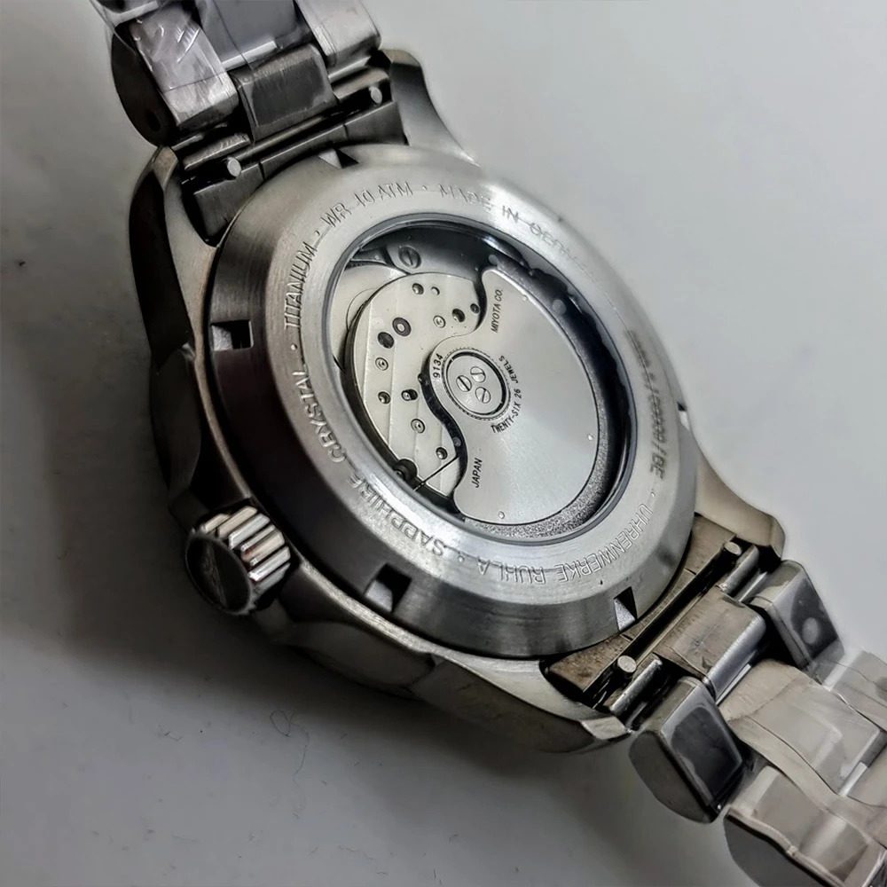Bauhaus Aviation Titanium Power Reserve – Ref. 2860M-5, Gut – 8/15