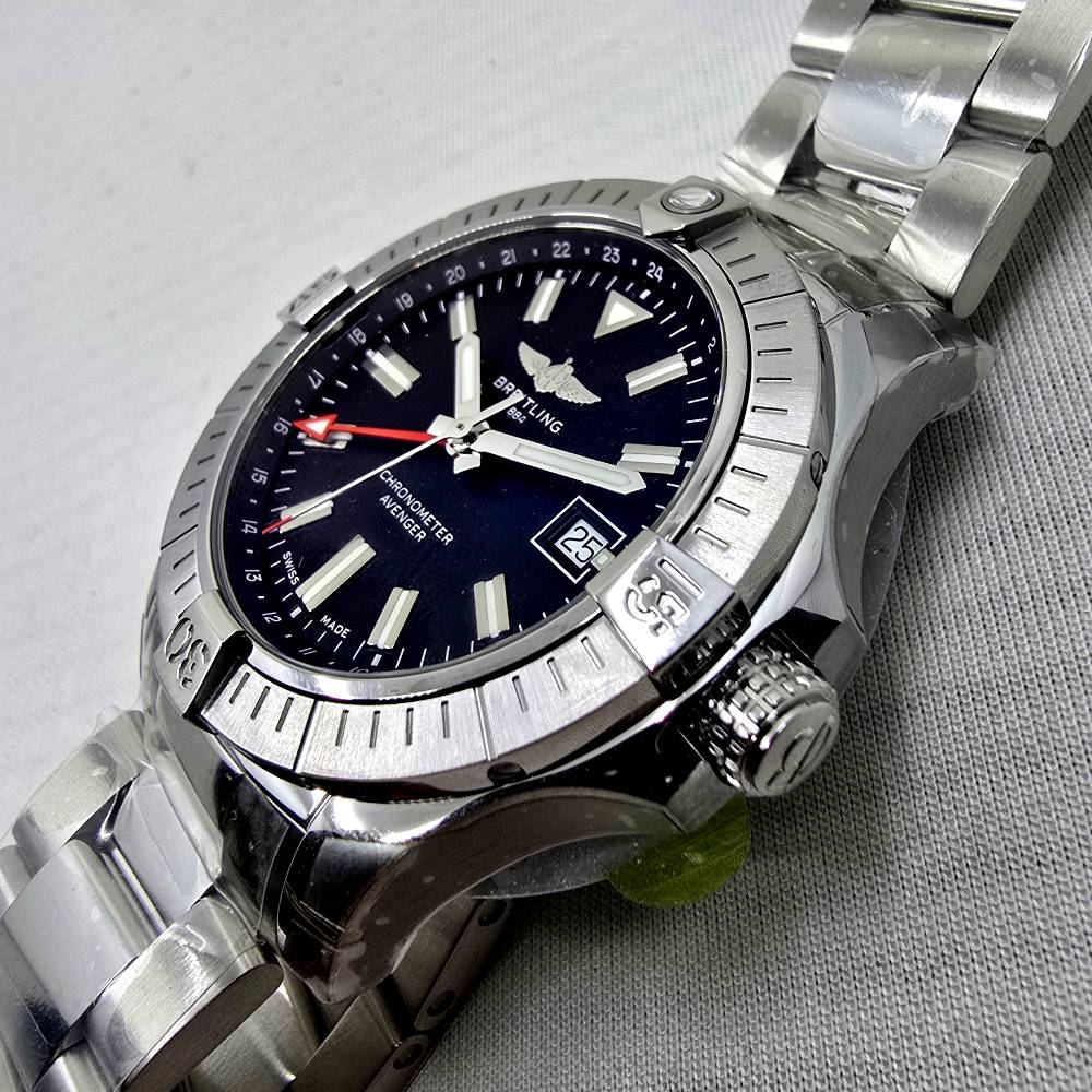Breitling Avenger – Ref. A32397101B1A1, Gut – 4/15