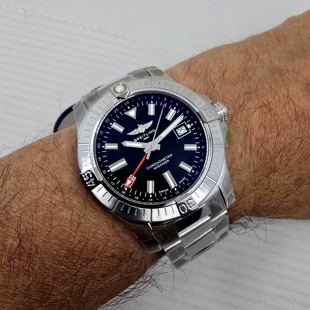 Breitling Avenger – Ref. A32397101B1A1, Gut – 12/15