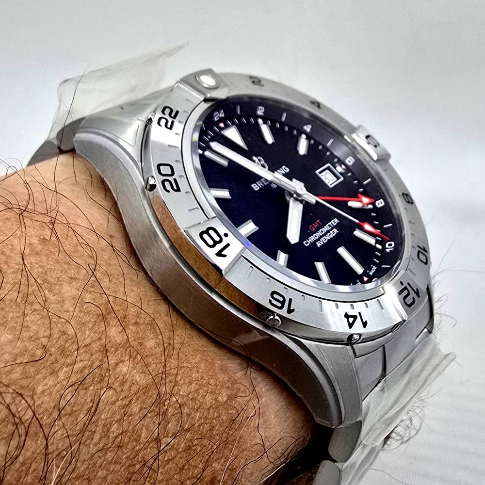 Breitling Avenger – Ref. A32320101B1A1, Gut – 14/16