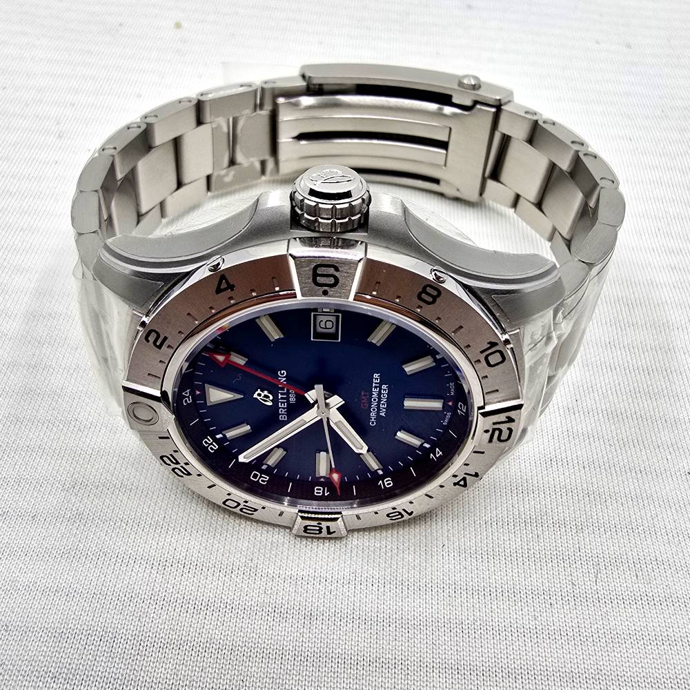 Breitling Avenger – Ref. A32320101C1A1, Gut – 5/15