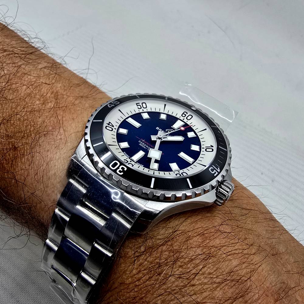 Breitling Superocean – Ref. A17376211C1A1, Gut – 7/15
