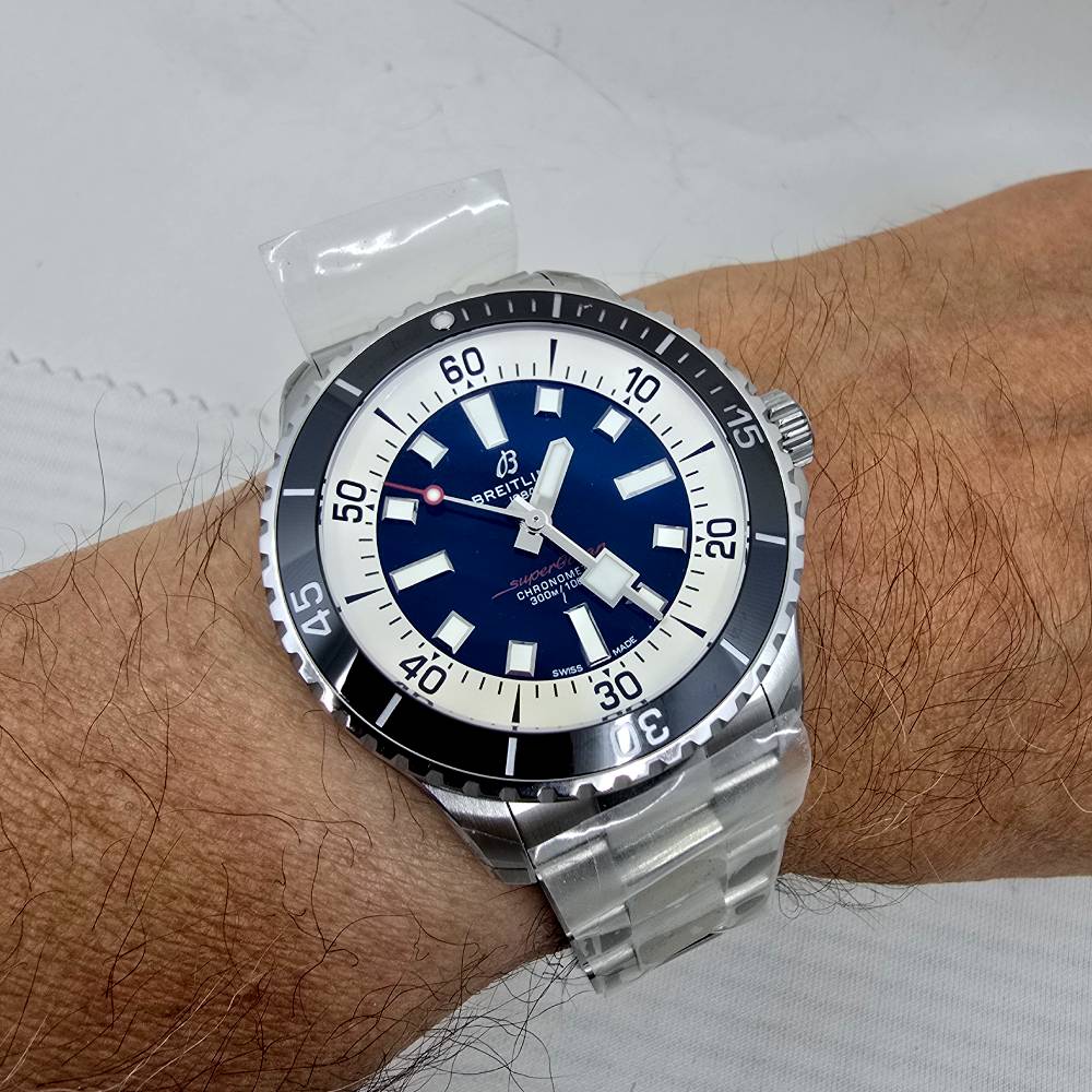 Breitling Superocean – Ref. A17376211C1A1, Gut – 12/15