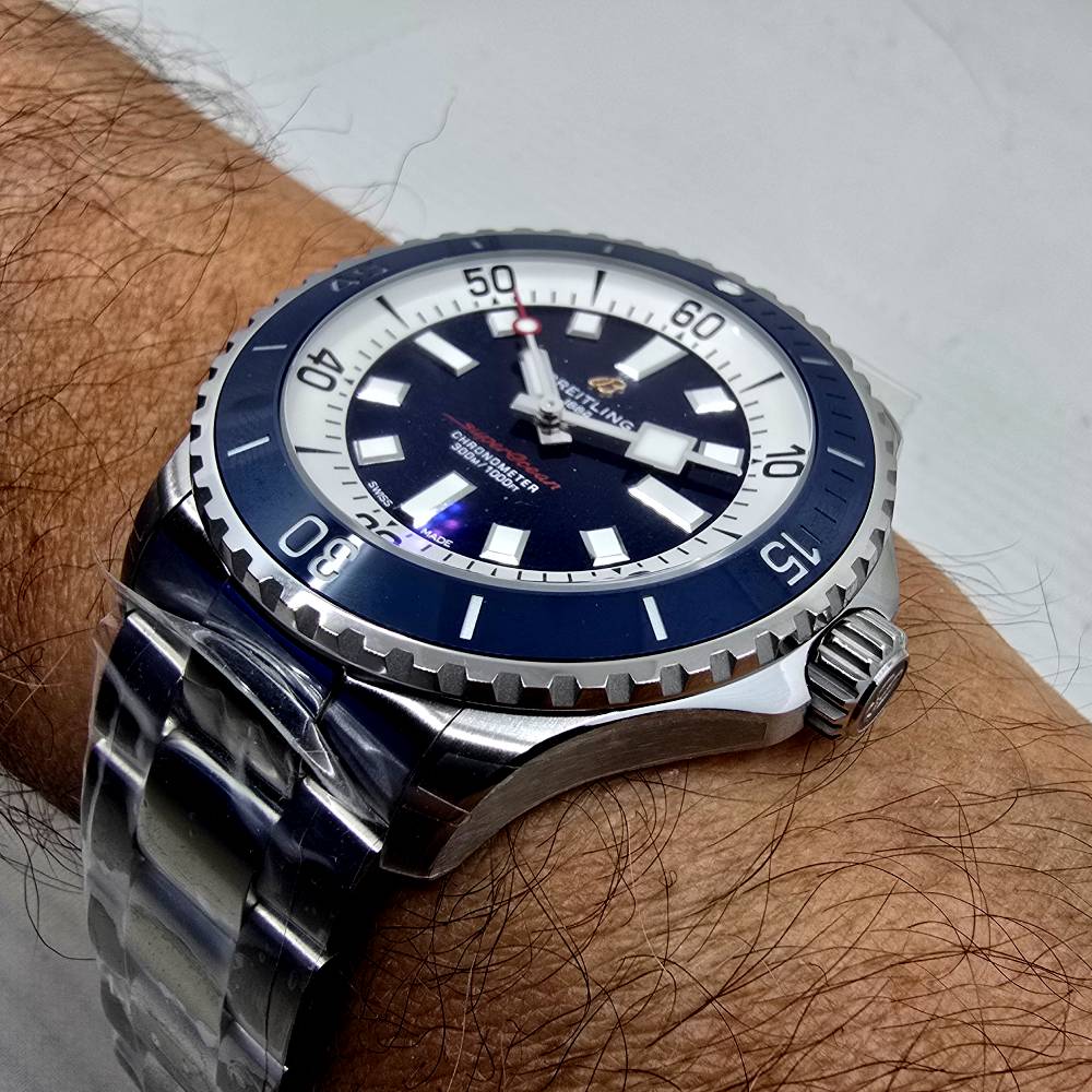 Breitling Superocean – Ref. A173778E71C1A1, Gut – 10/15