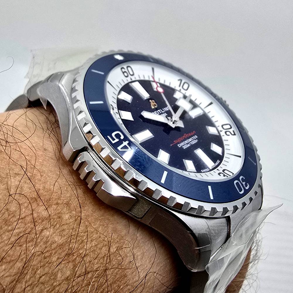 Breitling Superocean – Ref. A173778E71C1A1, Gut – 13/15