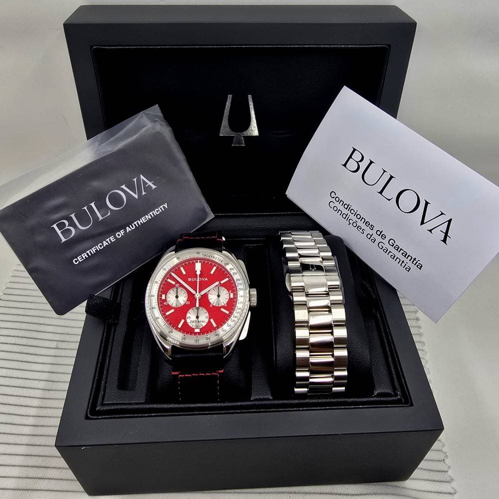 Bulova Lunar Pilot Chronograph Blood Moon – Ref. 96K115, Gut – Bild 2/17