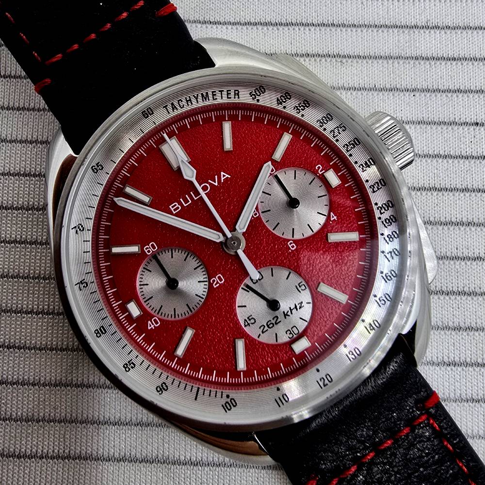 Bulova Lunar Pilot Chronograph Blood Moon – Ref. 96K115, Gut – 3/17