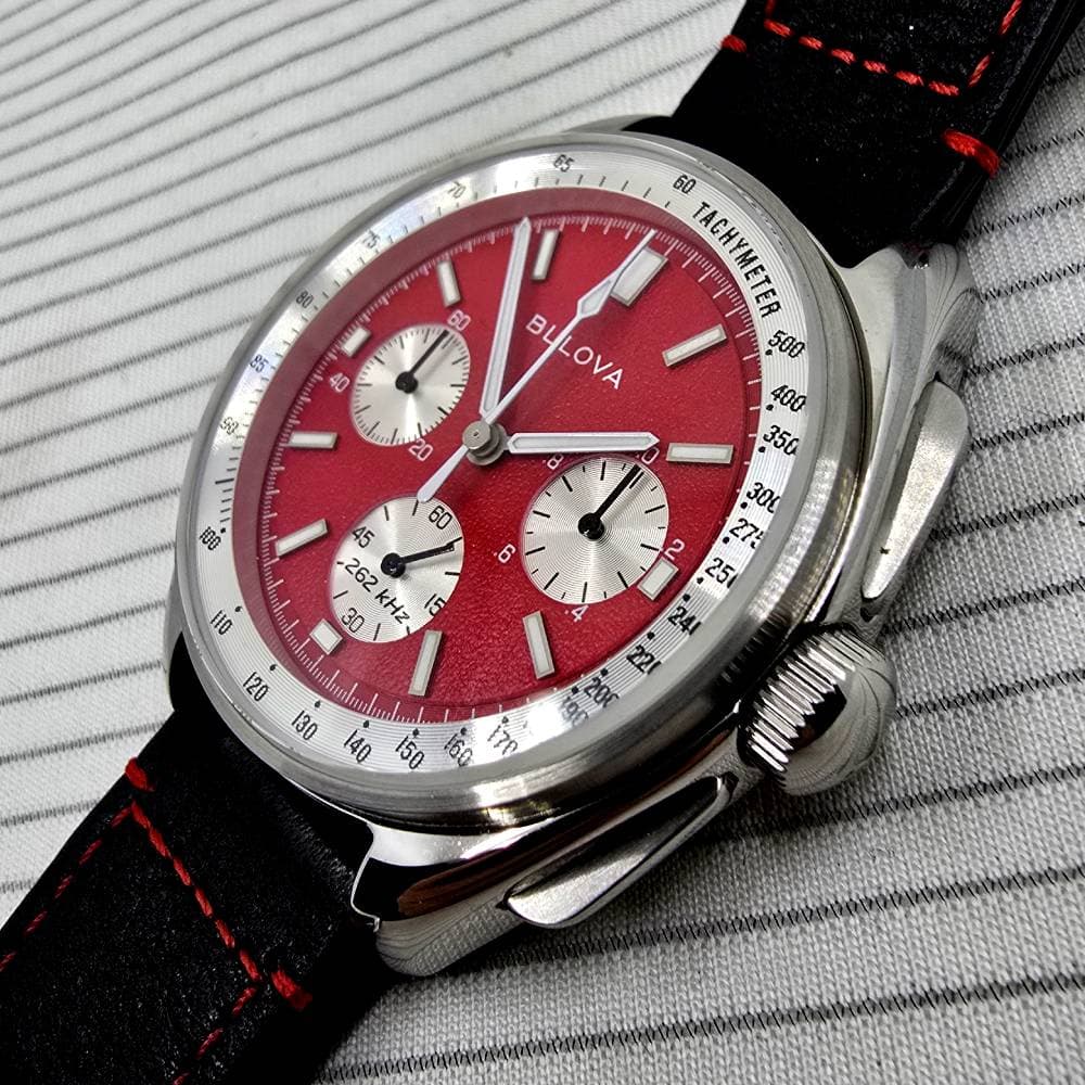 Bulova Lunar Pilot Chronograph Blood Moon – Ref. 96K115, Gut – Bild 2/17