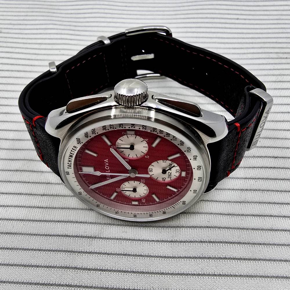 Bulova Lunar Pilot Chronograph Blood Moon – Ref. 96K115, Gut – 11/17