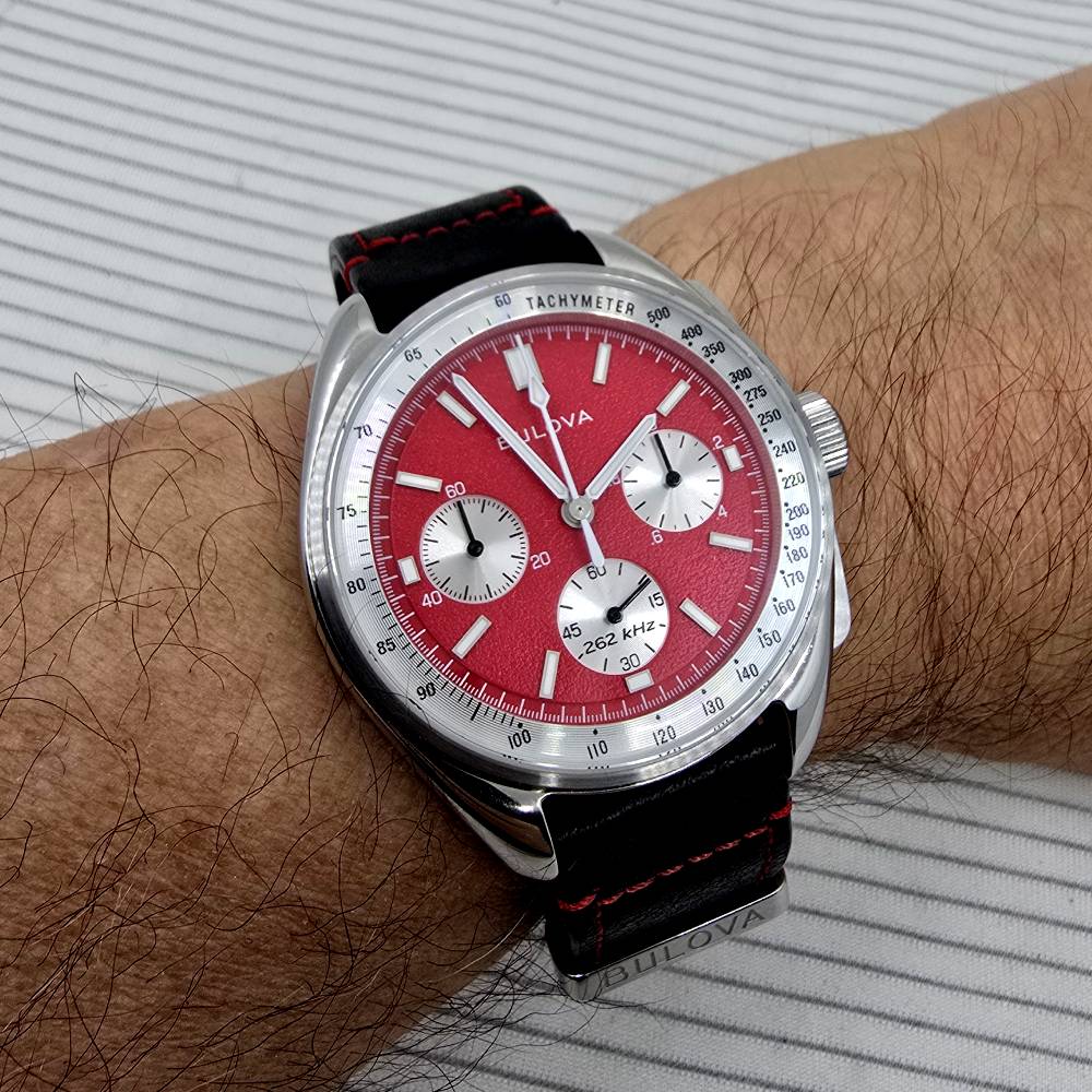 Bulova Lunar Pilot Chronograph Blood Moon – Ref. 96K115, Gut – 14/17