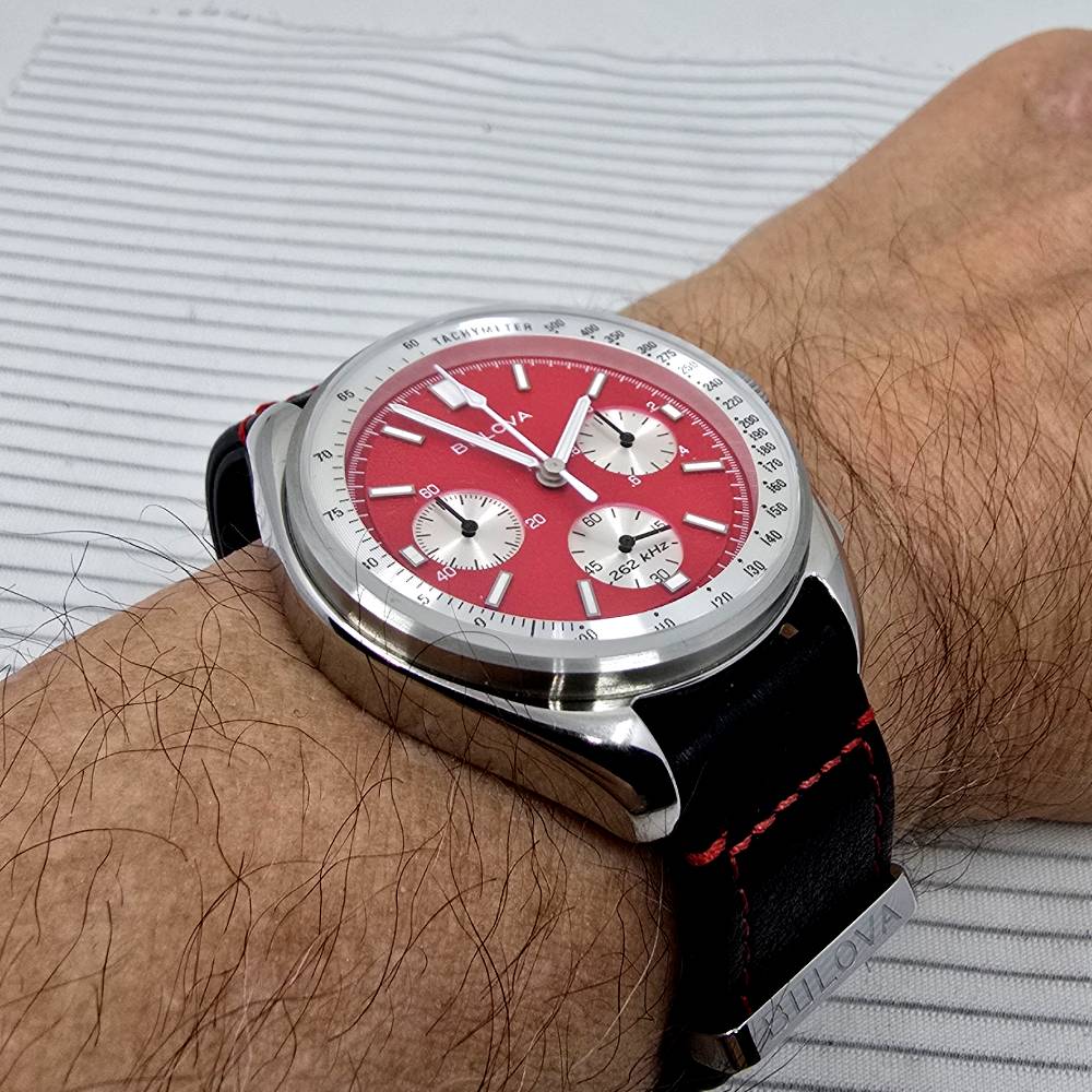 Bulova Lunar Pilot Chronograph Blood Moon – Ref. 96K115, Gut – 16/17