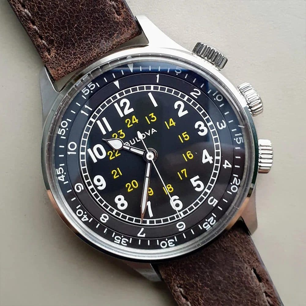 Bulova Pilot A-15 GMT – Ref. 96A245, Gut – Bild 1/14