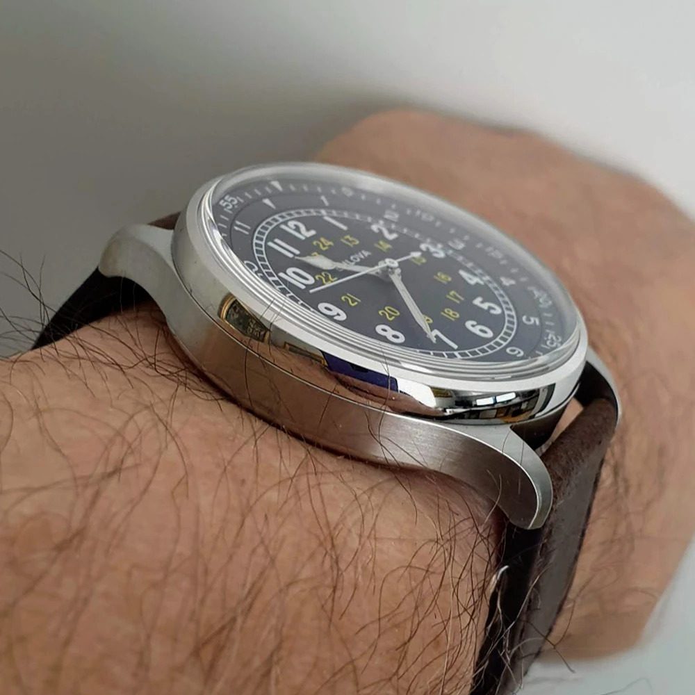 Bulova Pilot A-15 GMT – Ref. 96A245, Gut – 6/14