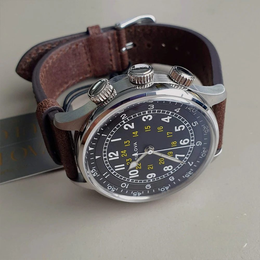 Bulova Pilot A-15 GMT – Ref. 96A245, Gut – 12/14